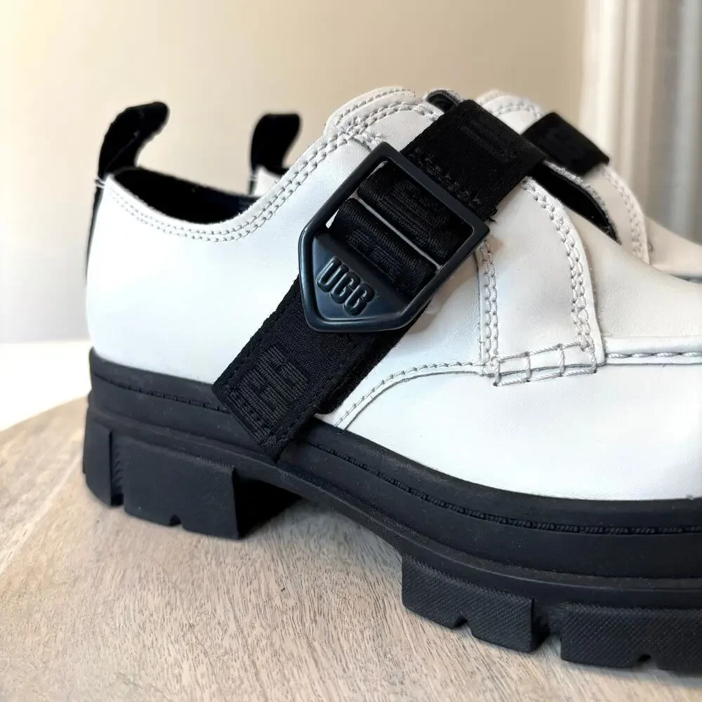Ugg UGGs Women's Ashton Platform Black White Lug Shoes US Size 9 Strap